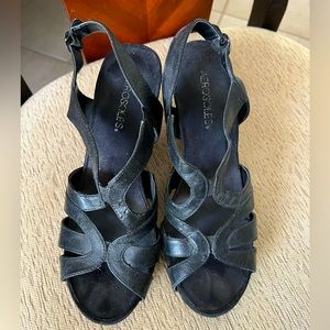 Aerosoles Black Leather Sandals